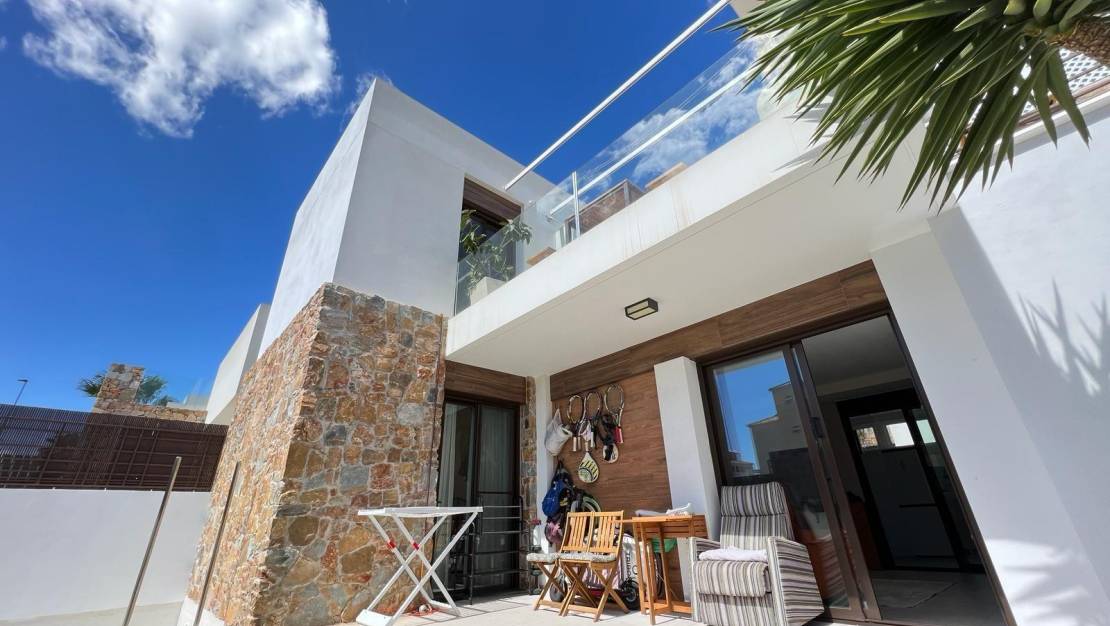 Sale - Villa - Orihuela Costa - Montezenia