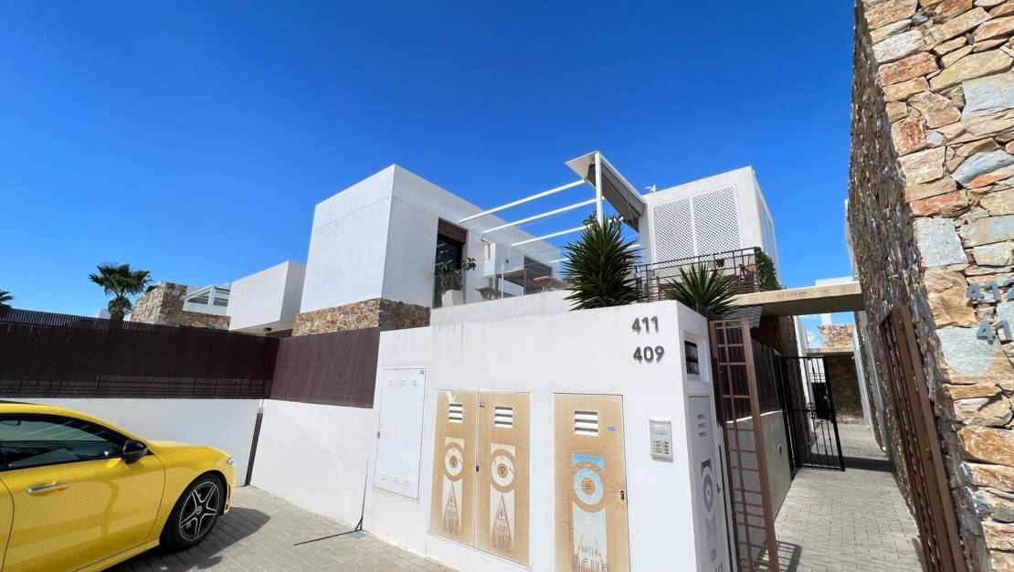 Sale - Villa - Orihuela Costa - Montezenia