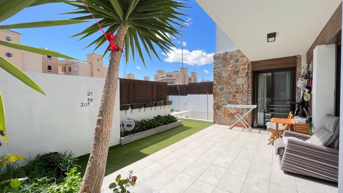 Sale - Villa - Orihuela Costa - Montezenia