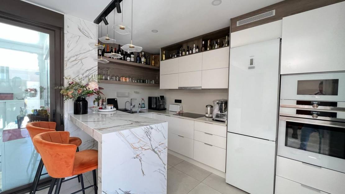 Sale - Villa - Orihuela Costa - Montezenia