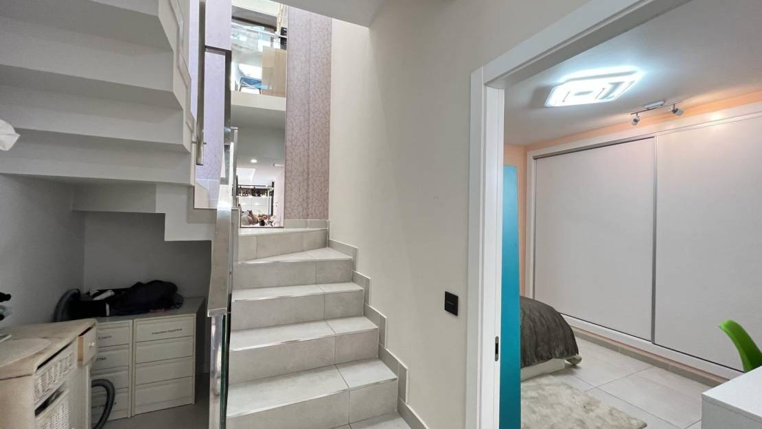 Sale - Villa - Orihuela Costa - Montezenia
