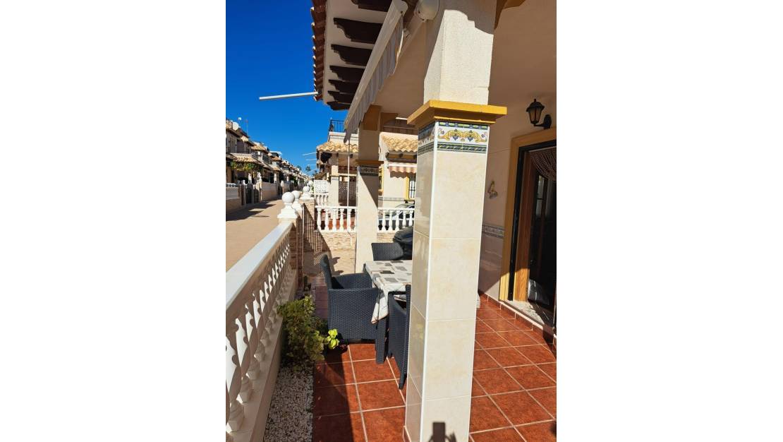 Sale - Villa - Orihuela Costa - Playa Flamenca