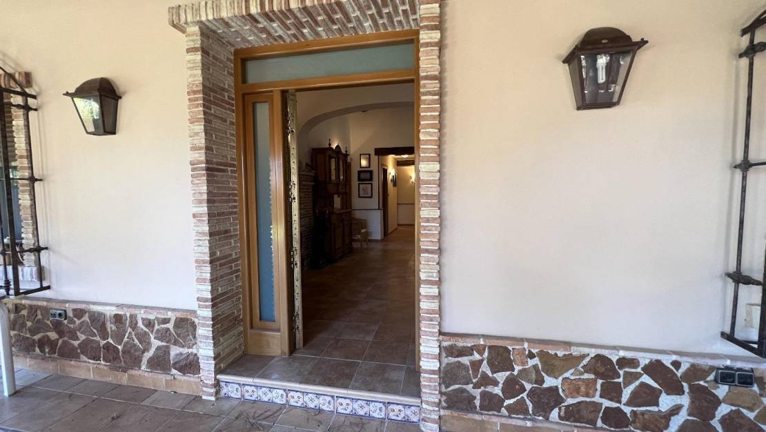 Sale - Villa - Orihuela Costa - Punta Prima