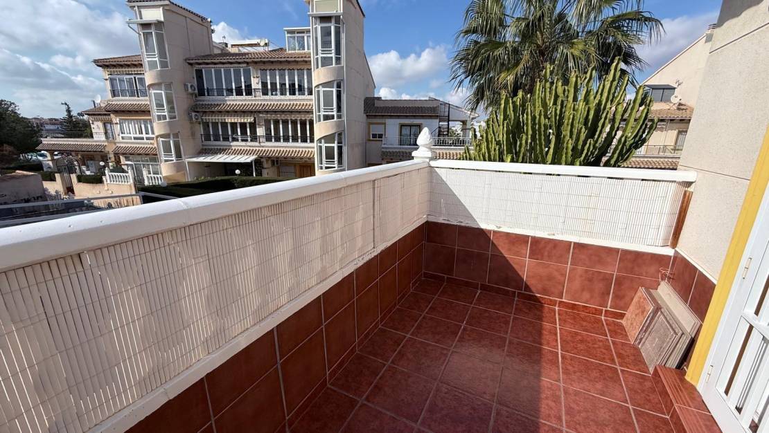 Sale - Villa - Orihuela Costa - Punta Prima