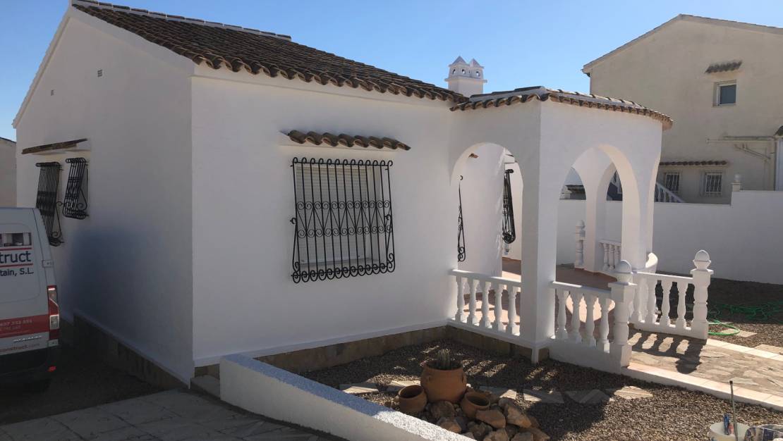 Sale - Villa - Orihuela Costa - Villamartín