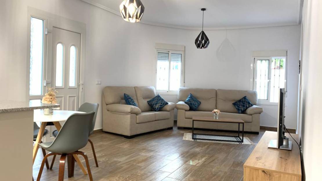 Sale - Villa - Orihuela Costa - Villamartín