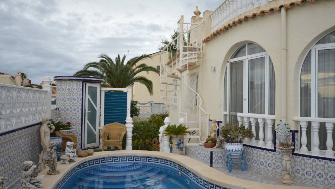 Sale - Villa - Orihuela Costa