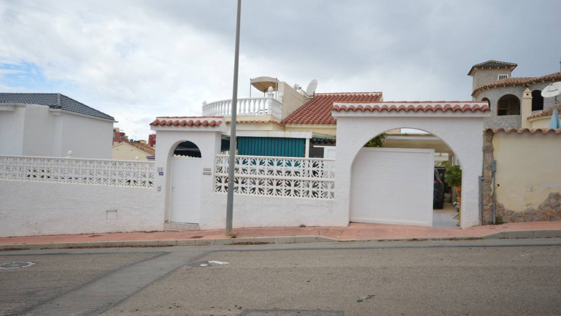 Sale - Villa - Orihuela Costa