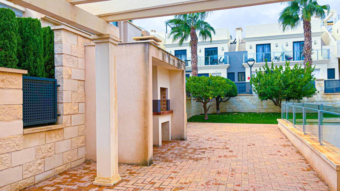 Sale - Villa - Orihuela Costa