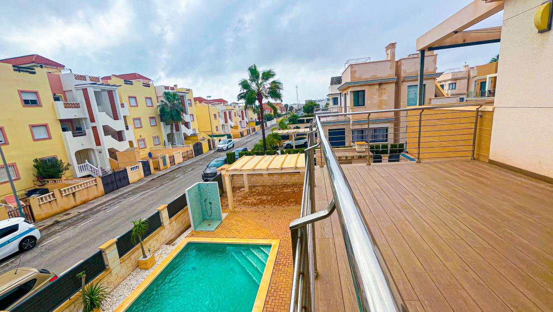 Sale - Villa - Orihuela Costa