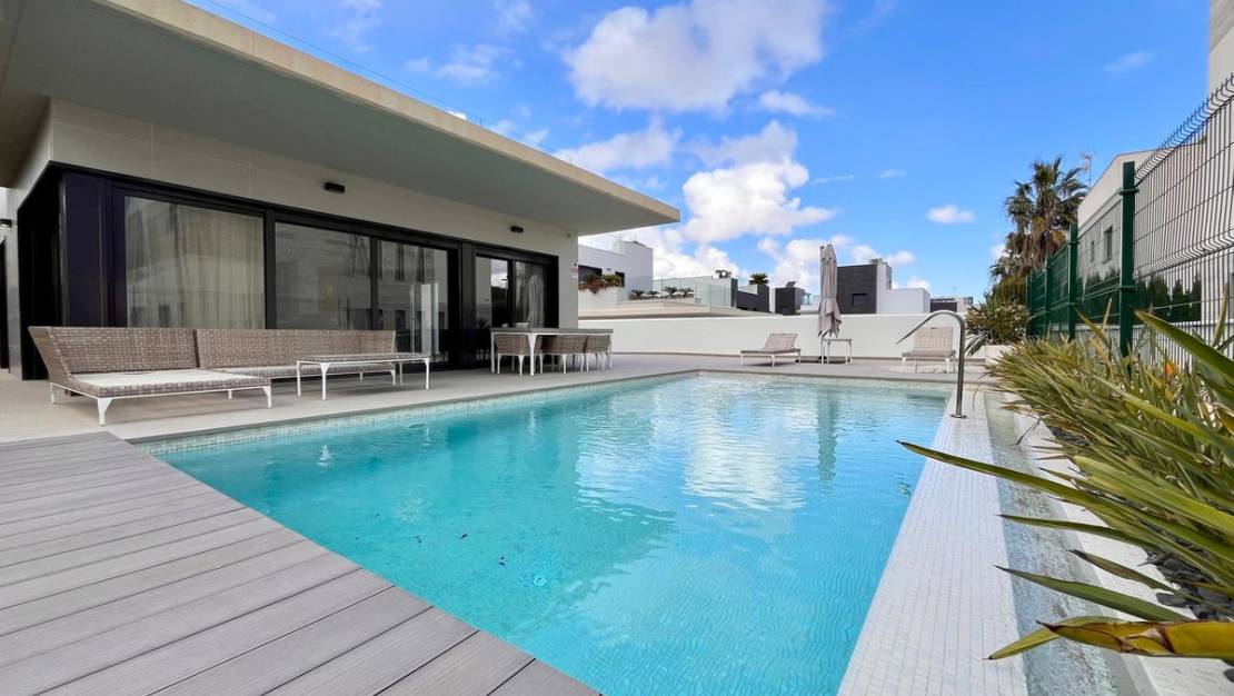 Sale - Villa - Orihuela - Dehesa de Campoamor