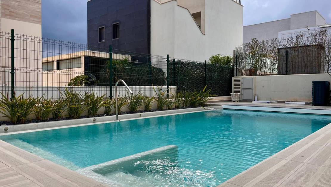 Sale - Villa - Orihuela - Dehesa de Campoamor