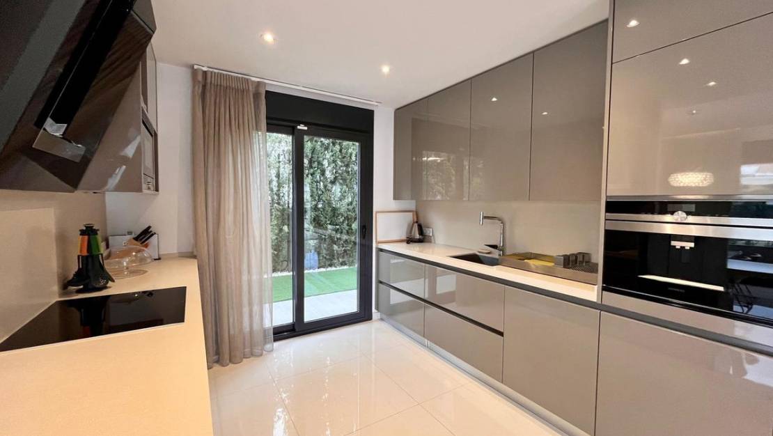 Sale - Villa - Orihuela - Dehesa de Campoamor