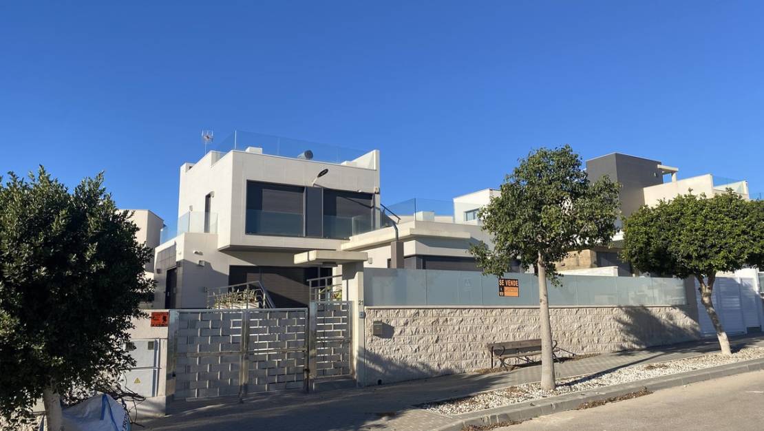 Sale - Villa - Orihuela - Dehesa de Campoamor