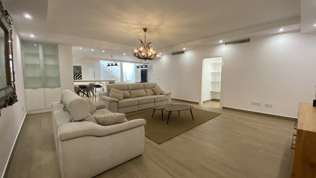 Sale - Villa - Orihuela - Dehesa de Campoamor