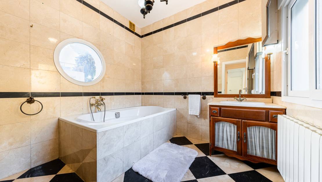 Sale - Villa - Orihuela - Dehesa de Campoamor
