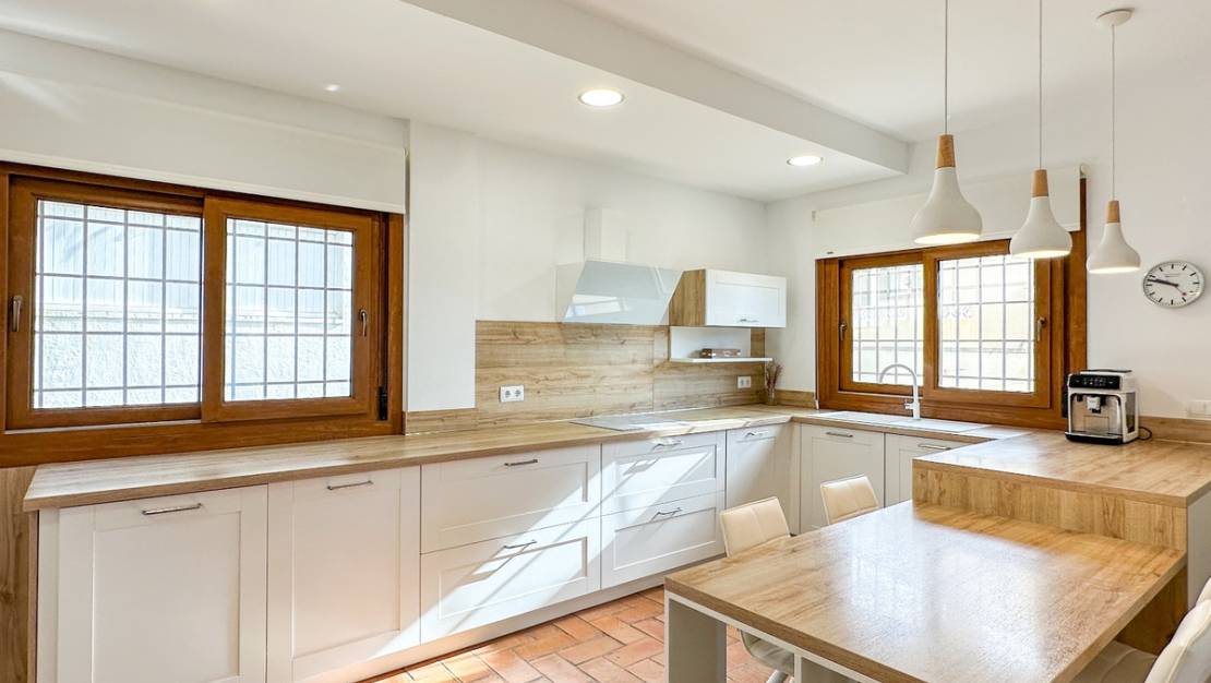 Sale - Villa - Orihuela - Dehesa de Campoamor