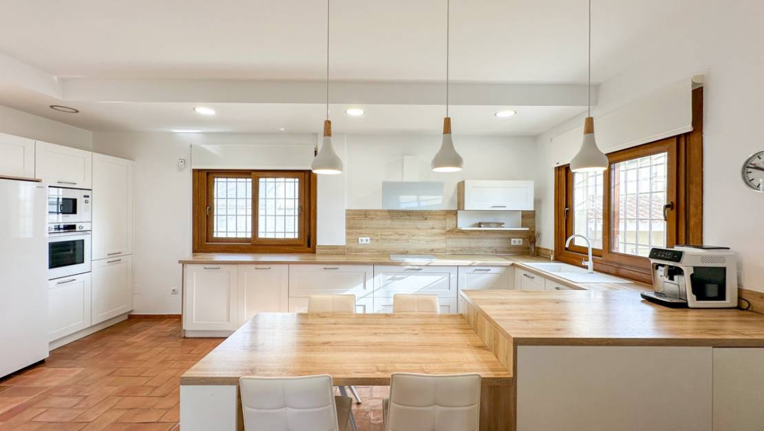 Sale - Villa - Orihuela - Dehesa de Campoamor
