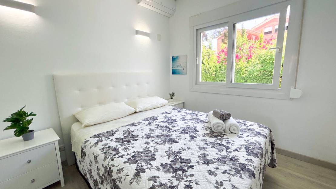 Sale - Villa - Orihuela - Dehesa de Campoamor