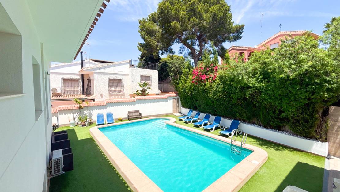 Sale - Villa - Orihuela - Dehesa de Campoamor
