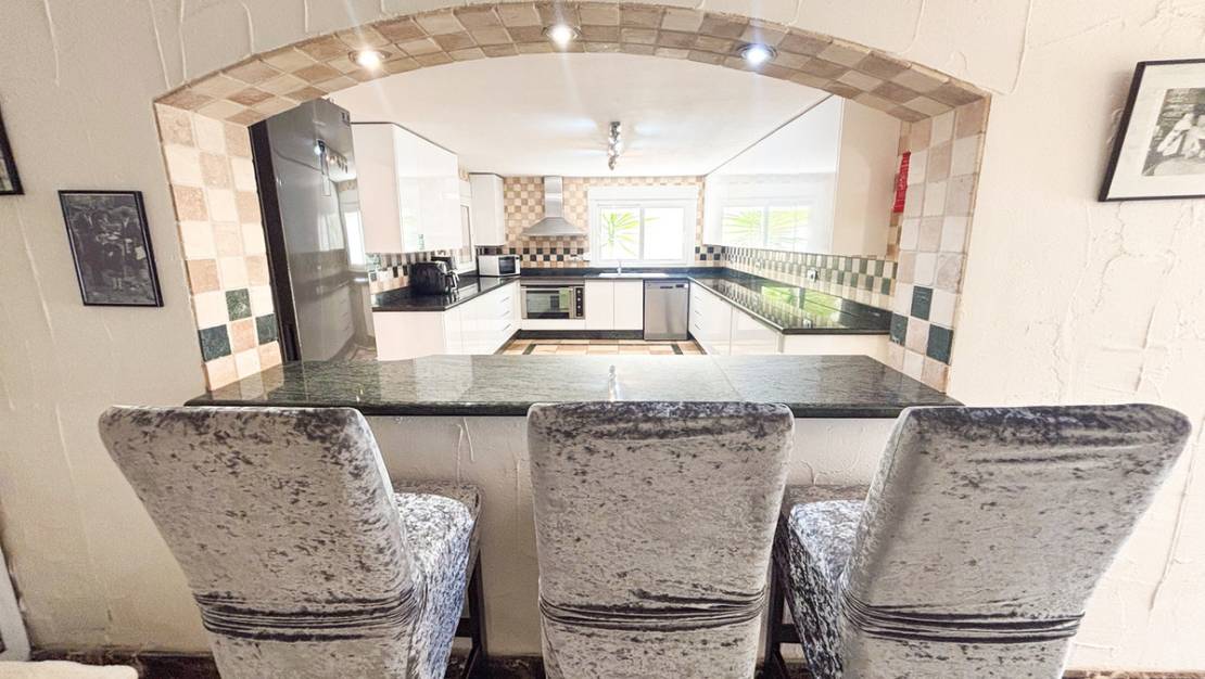 Sale - Villa - Orihuela - Dehesa de Campoamor