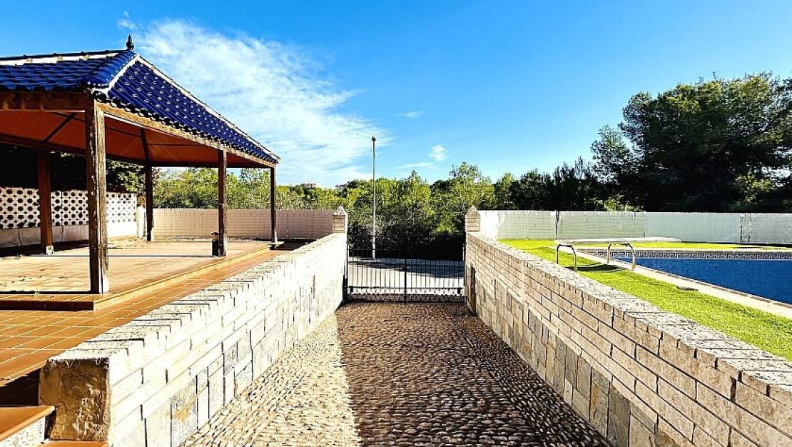 Sale - Villa - Orihuela - Dehesa de Campoamor