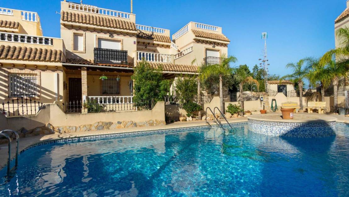 Sale - Villa - Orihuela - La Florida