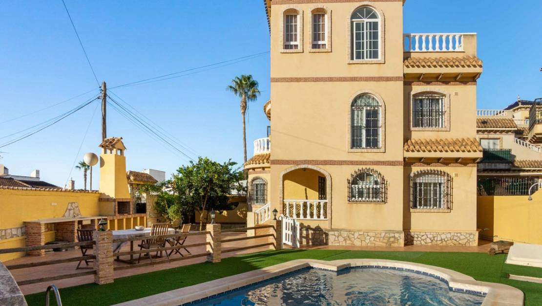 Sale - Villa - Orihuela - La Florida