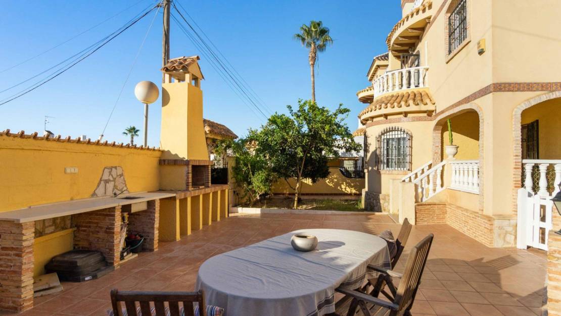 Sale - Villa - Orihuela - La Florida