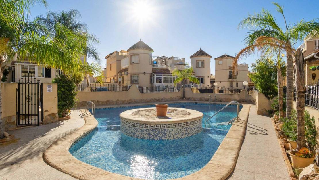 Sale - Villa - Orihuela - La Florida