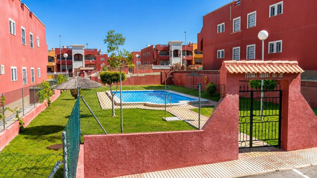 Sale - Villa - Orihuela - La Florida