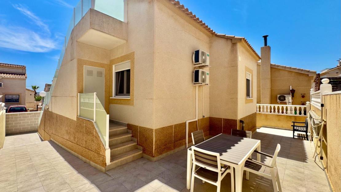 Sale - Villa - Orihuela - La Florida