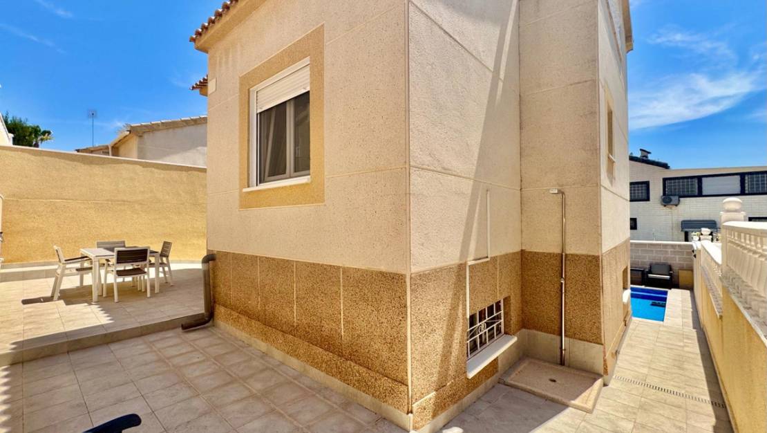 Sale - Villa - Orihuela - La Florida