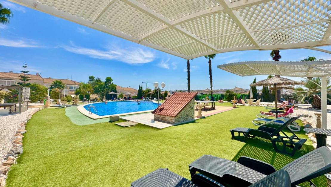 Sale - Villa - Orihuela - La Florida