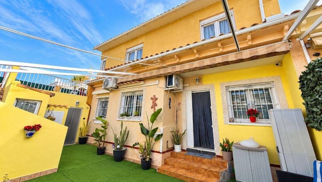 Sale - Villa - Orihuela - La Florida