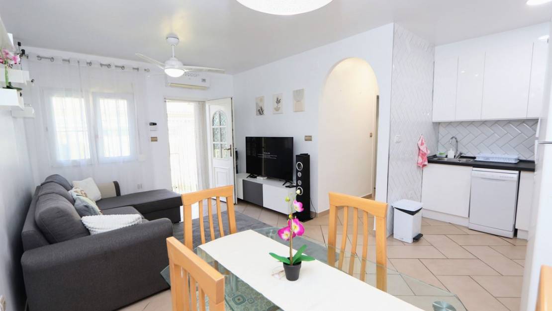 Sale - Villa - Orihuela - La Florida