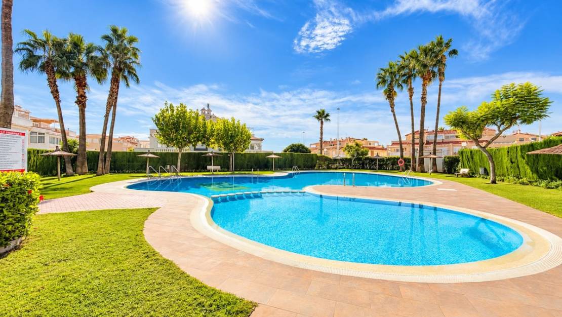 Sale - Villa - Orihuela - La Florida