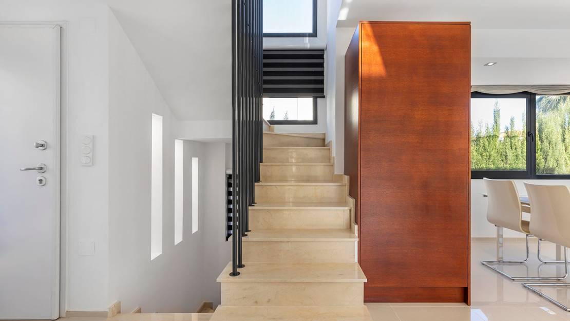 Sale - Villa - Orihuela - La Zenia