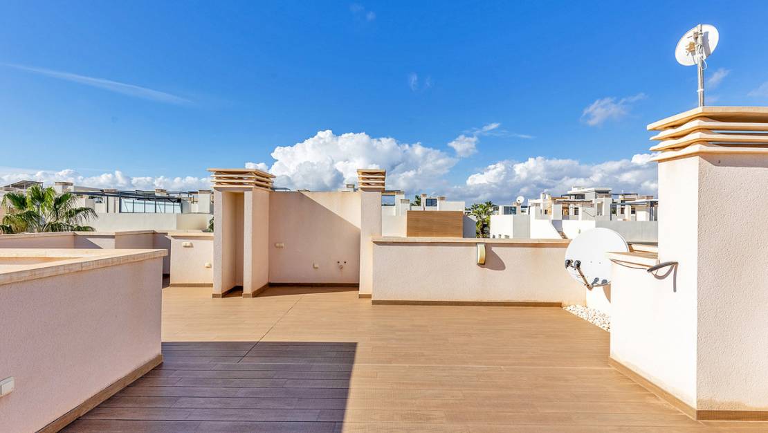 Sale - Villa - Orihuela - La Zenia