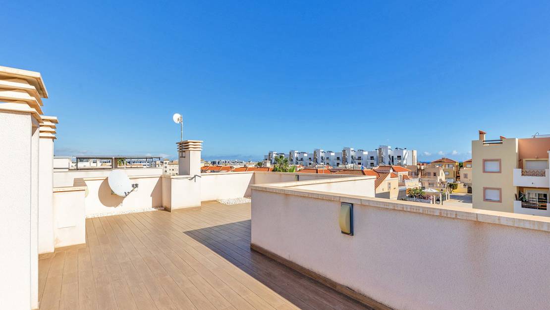 Sale - Villa - Orihuela - La Zenia