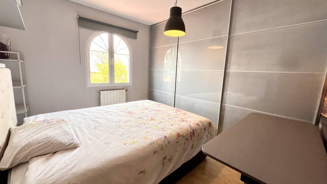 Sale - Villa - Orihuela - La Zenia