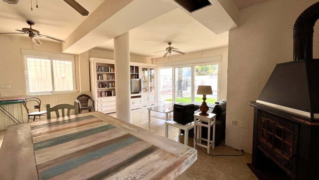 Sale - Villa - Orihuela - La Zenia