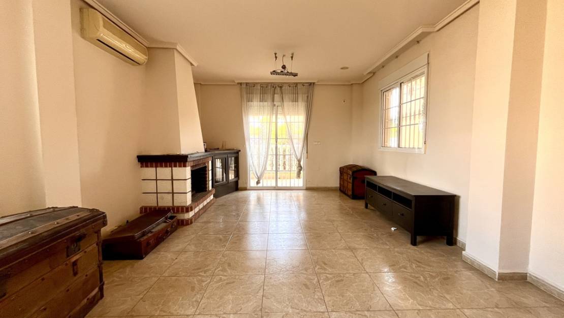 Sale - Villa - Orihuela - La Zenia