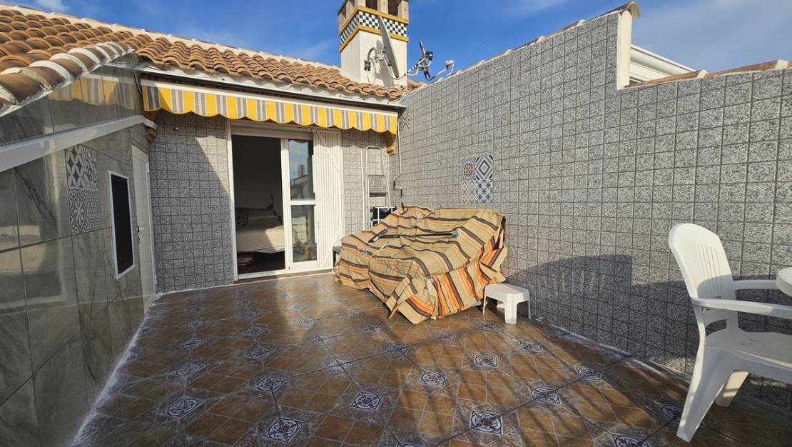 Sale - Villa - Orihuela - La Zenia