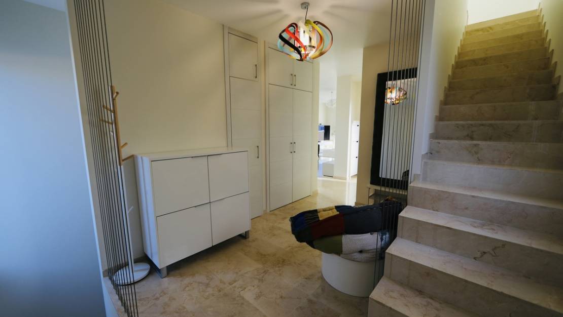 Sale - Villa - Orihuela - La Zenia