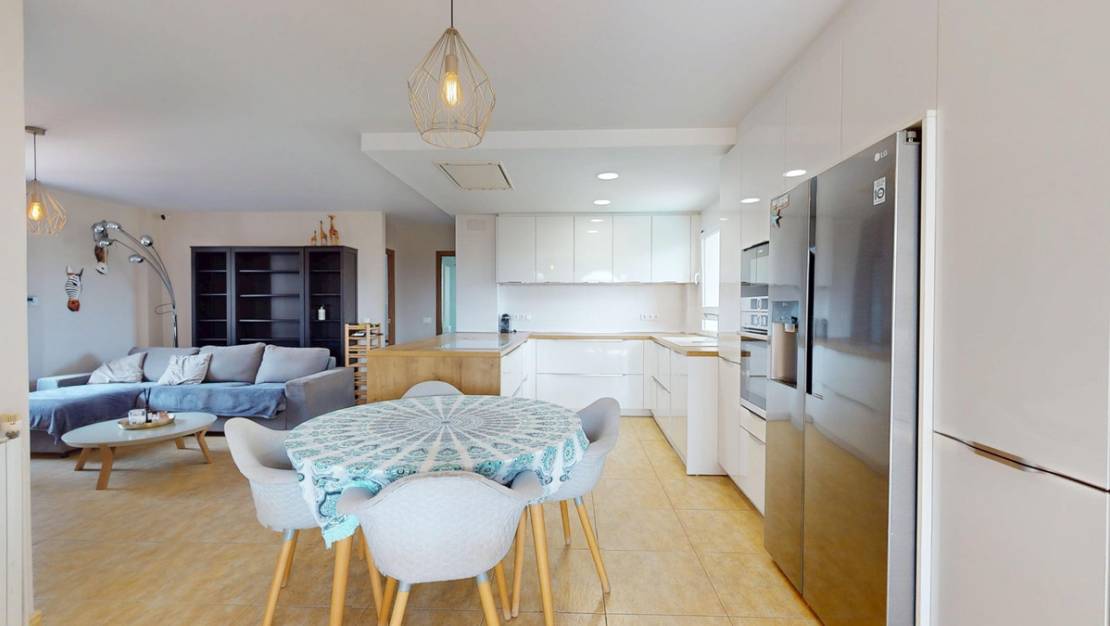 Sale - Villa - Orihuela - La Zenia