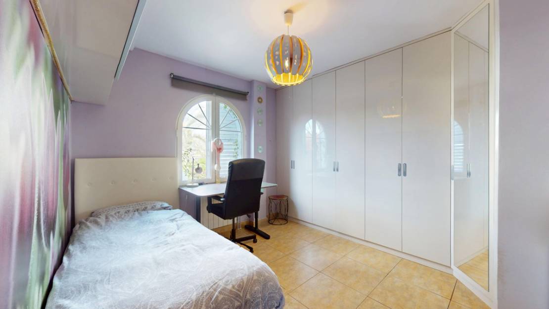 Sale - Villa - Orihuela - La Zenia