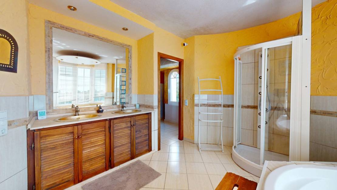 Sale - Villa - Orihuela - La Zenia