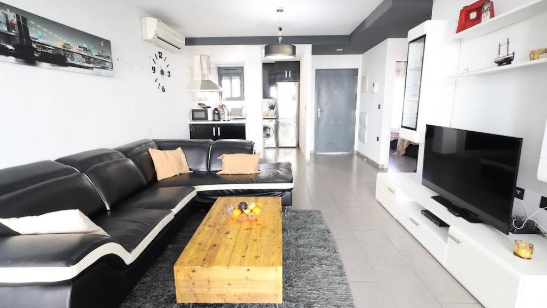 Sale - Villa - Orihuela - La Zenia