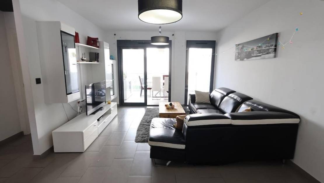 Sale - Villa - Orihuela - La Zenia